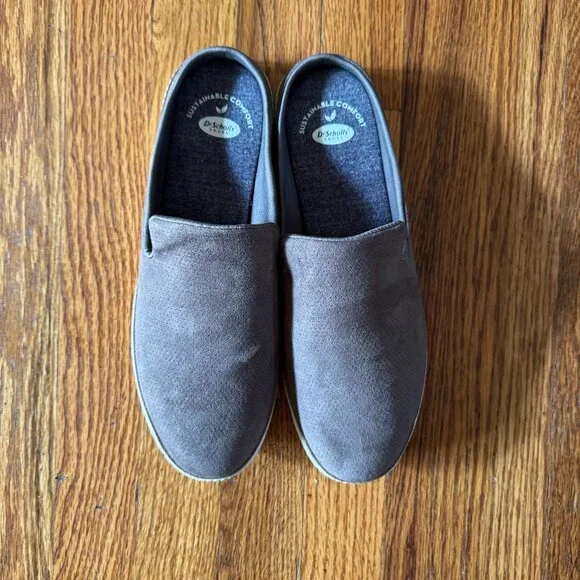 Dr. Scholl display picture 3